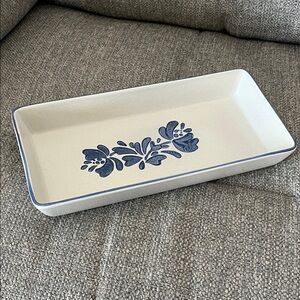Pfaltzgraff Rectangular Relish/Cracker Dish with Classic Yorktown Blue Design